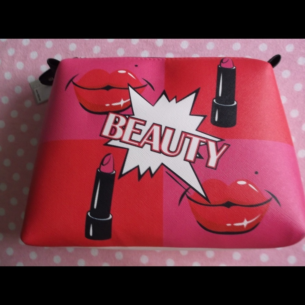 KENNETH COLE “Beauty” cosmetic/travel bag. NWT